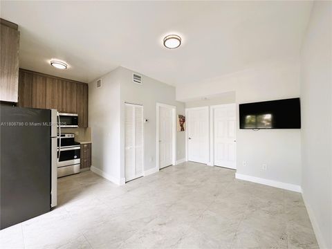 842 SW 14th Ave 5 Miami FL 33135