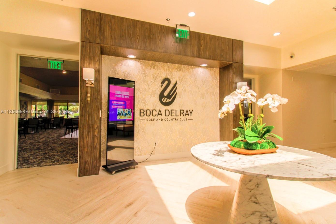 VILLAS OF BOCA DELRAY CON - Residential