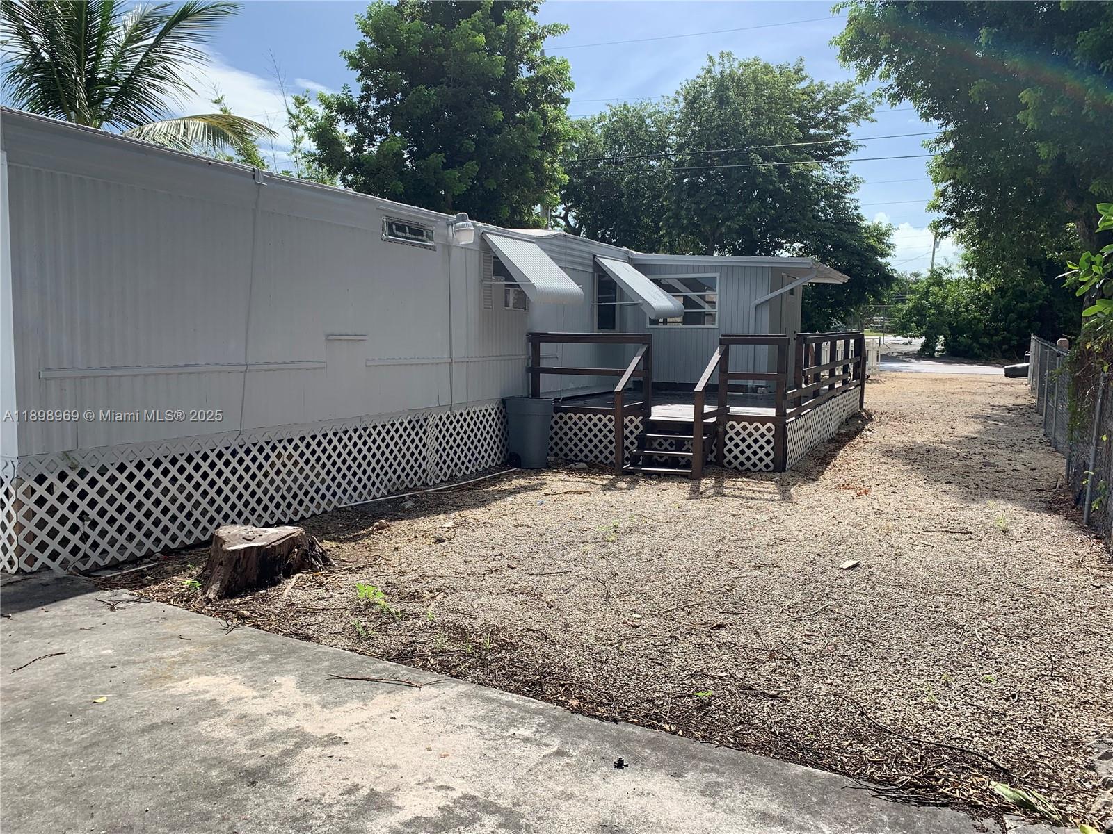 LAKE SURPRISE ESTATES - Residential Lease