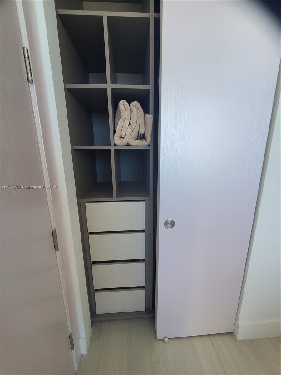 AURORA - Residential Lease