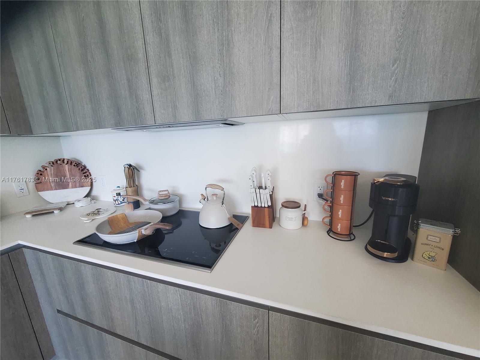 AURORA - Residential Lease