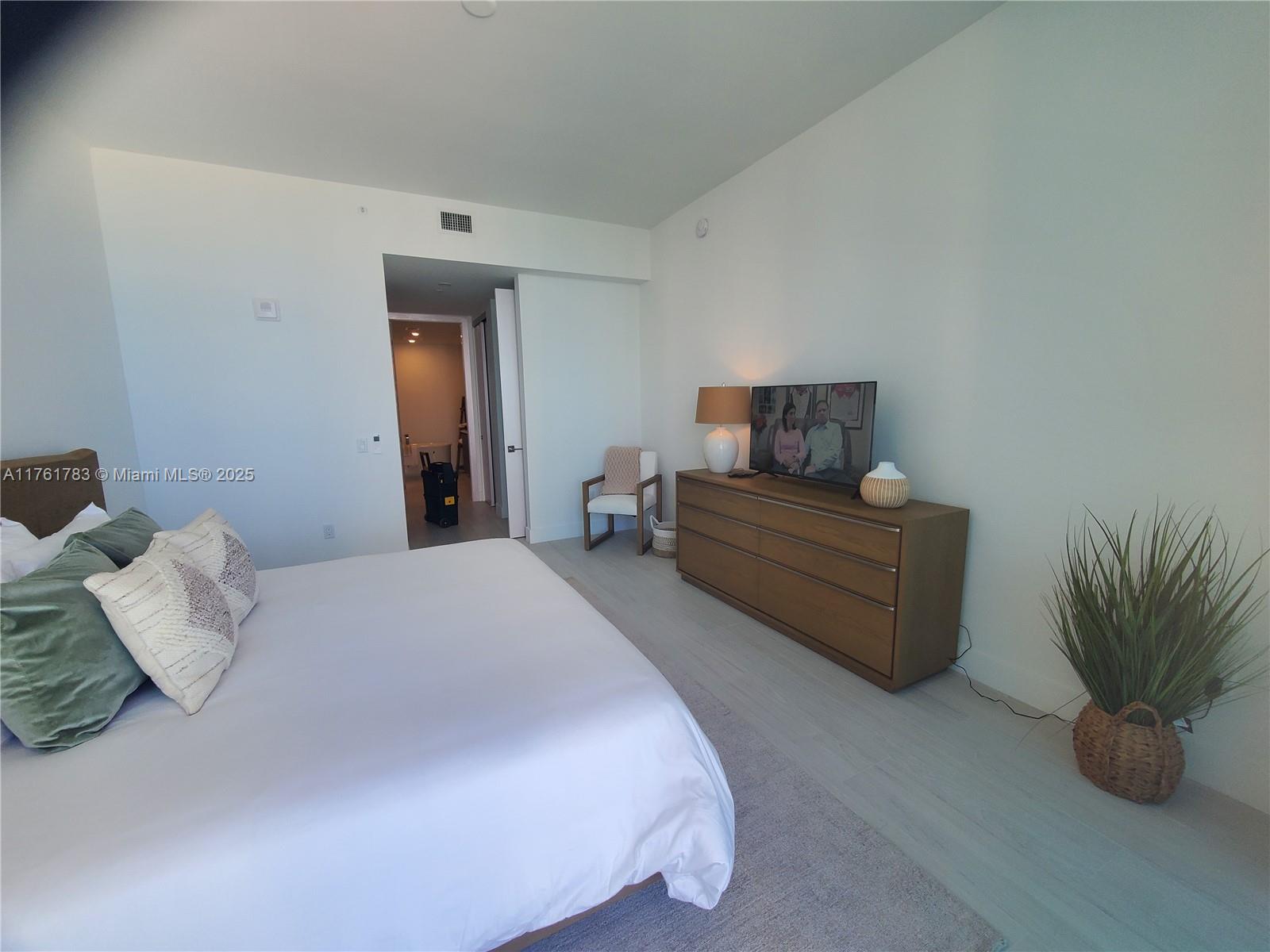 AURORA - Residential Lease