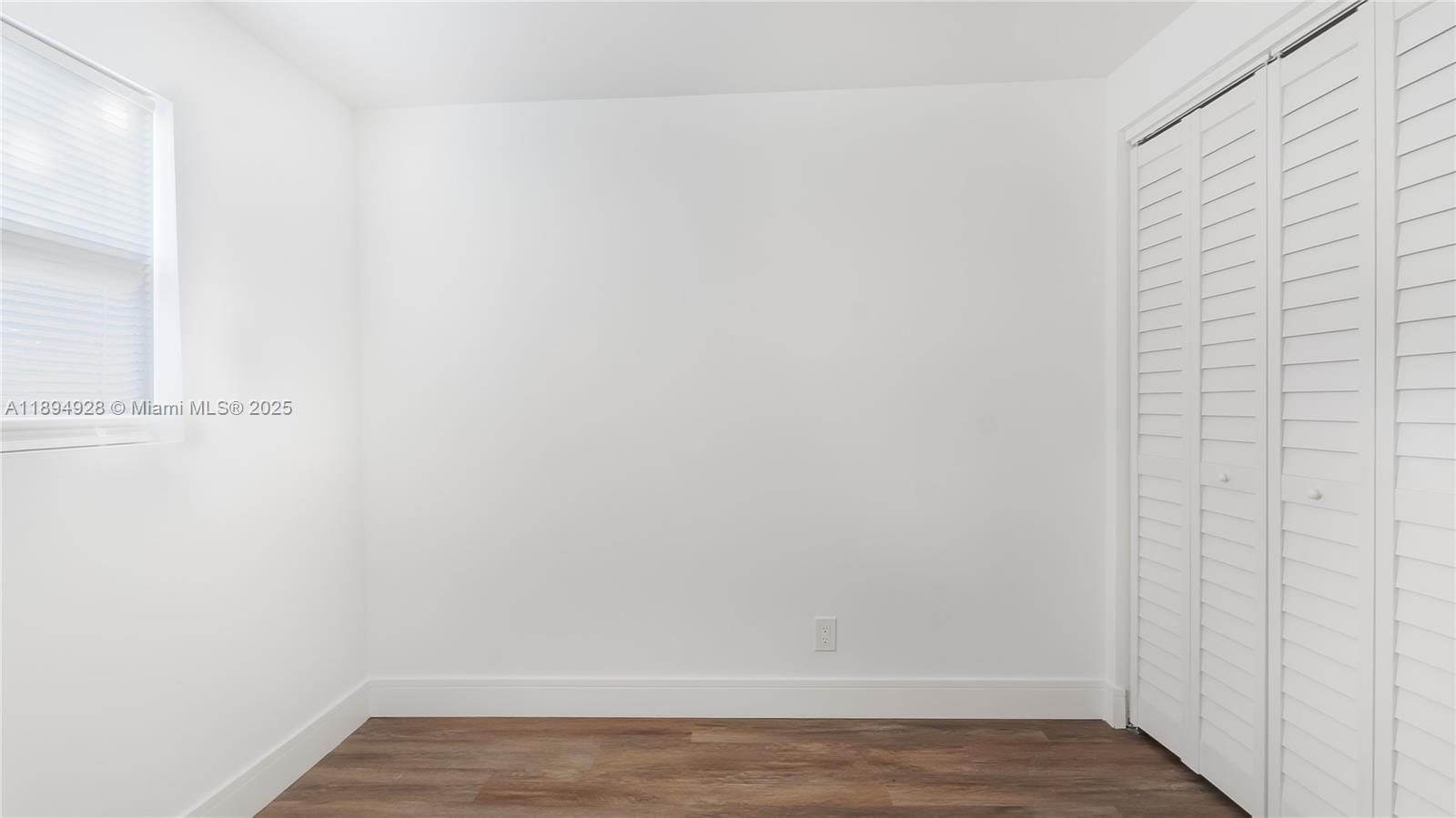 AVONDALE - Residential