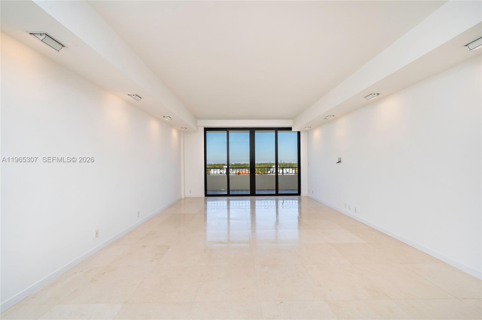 THE EMERALDBAY KEY COLONY - Residential