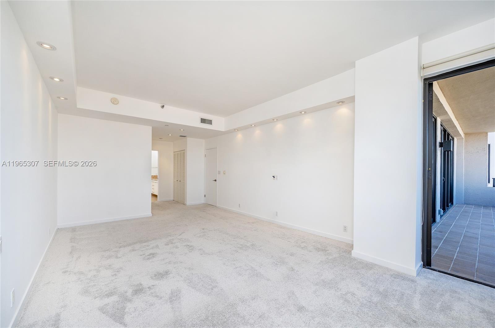 THE EMERALDBAY KEY COLONY - Residential