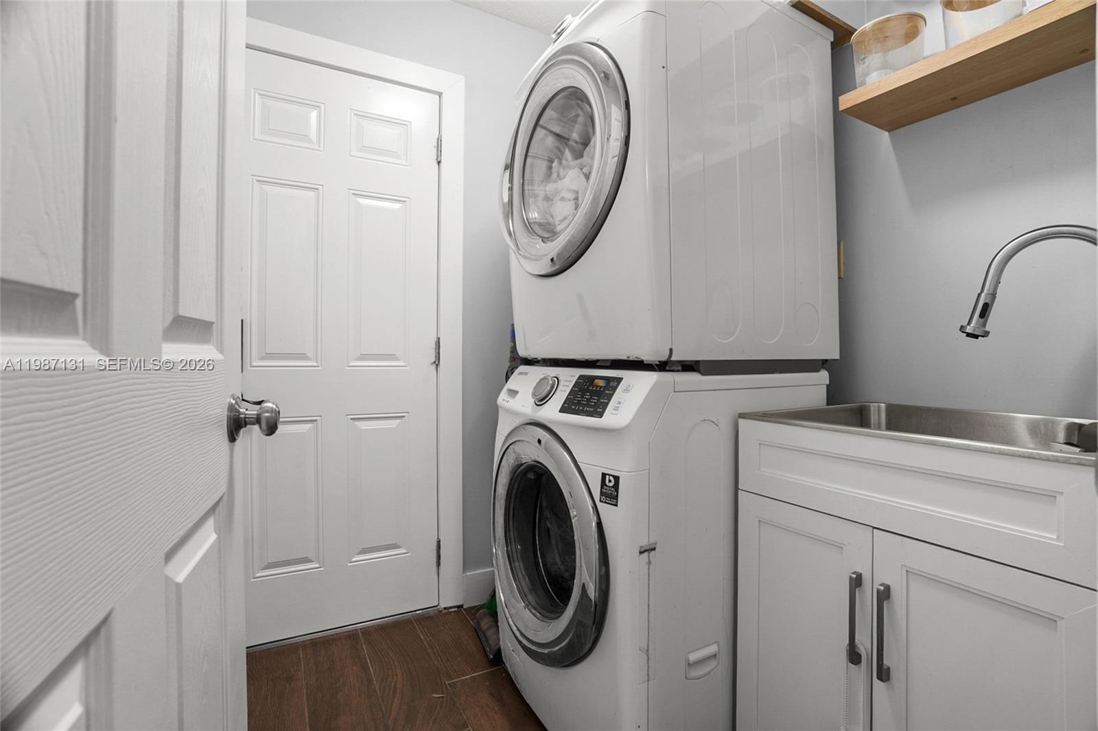 ROYAL PALM POINTE - Residential