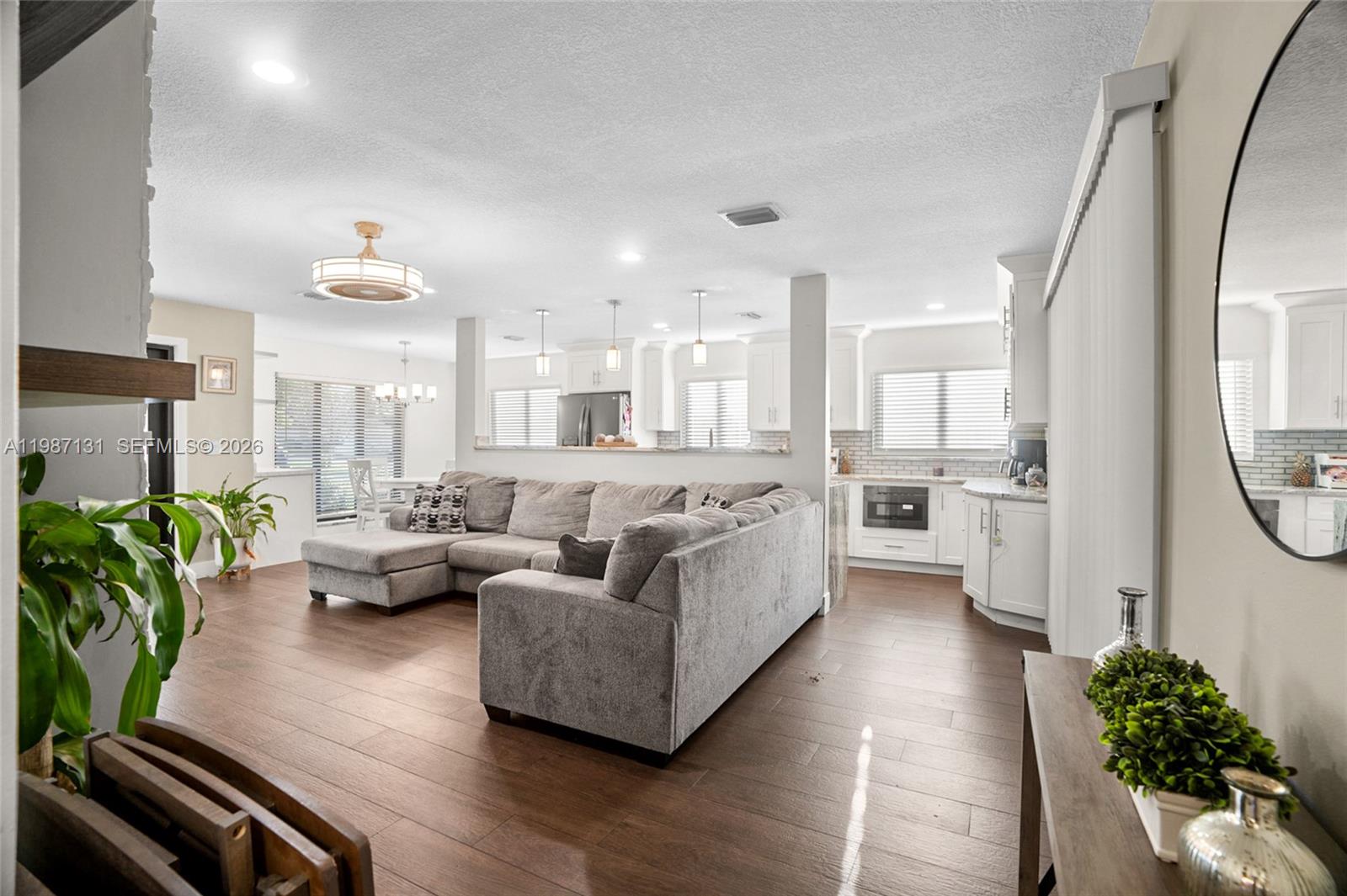 ROYAL PALM POINTE - Residential