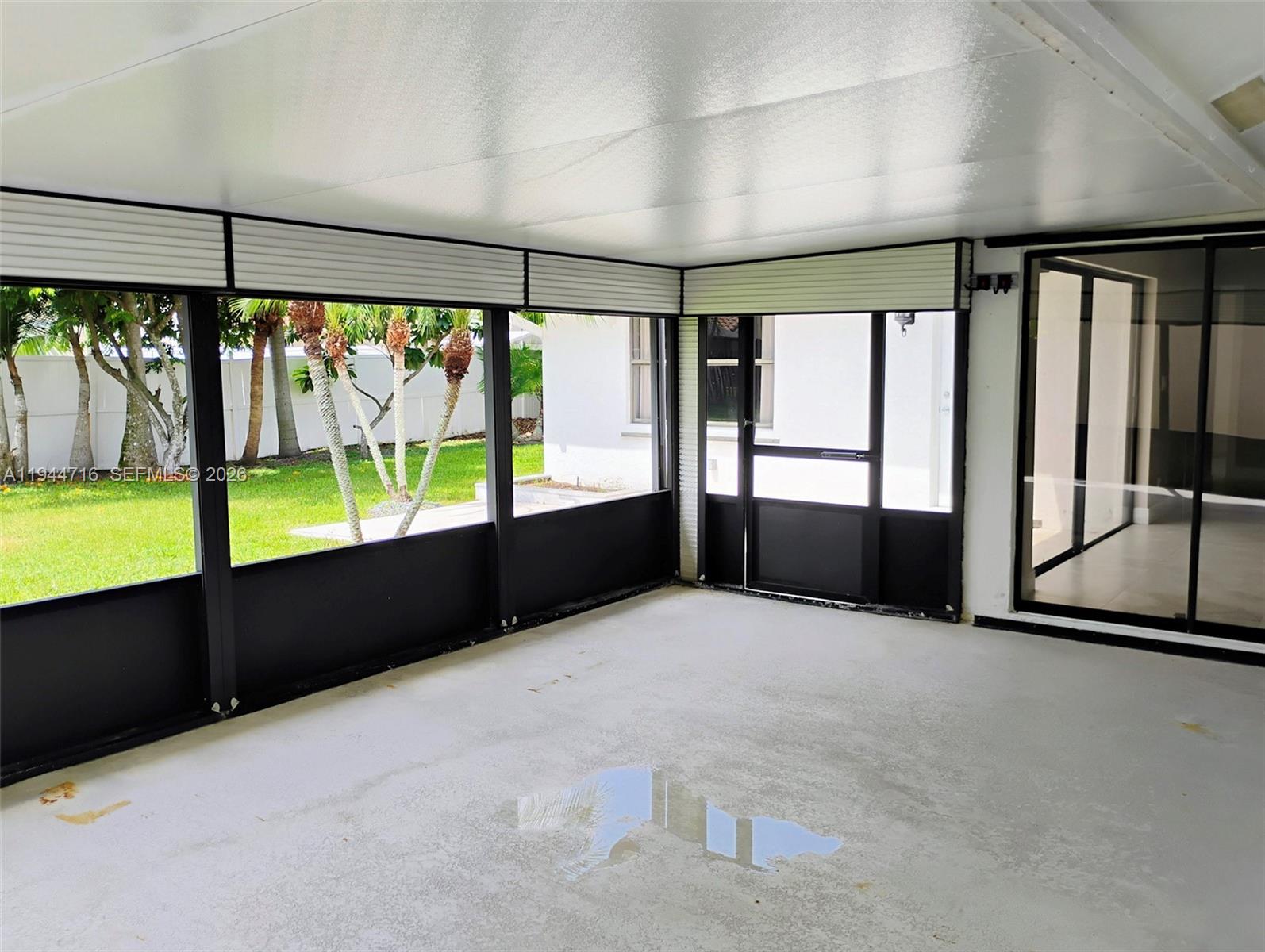 SUN VALLEY 2 - Residential Lease