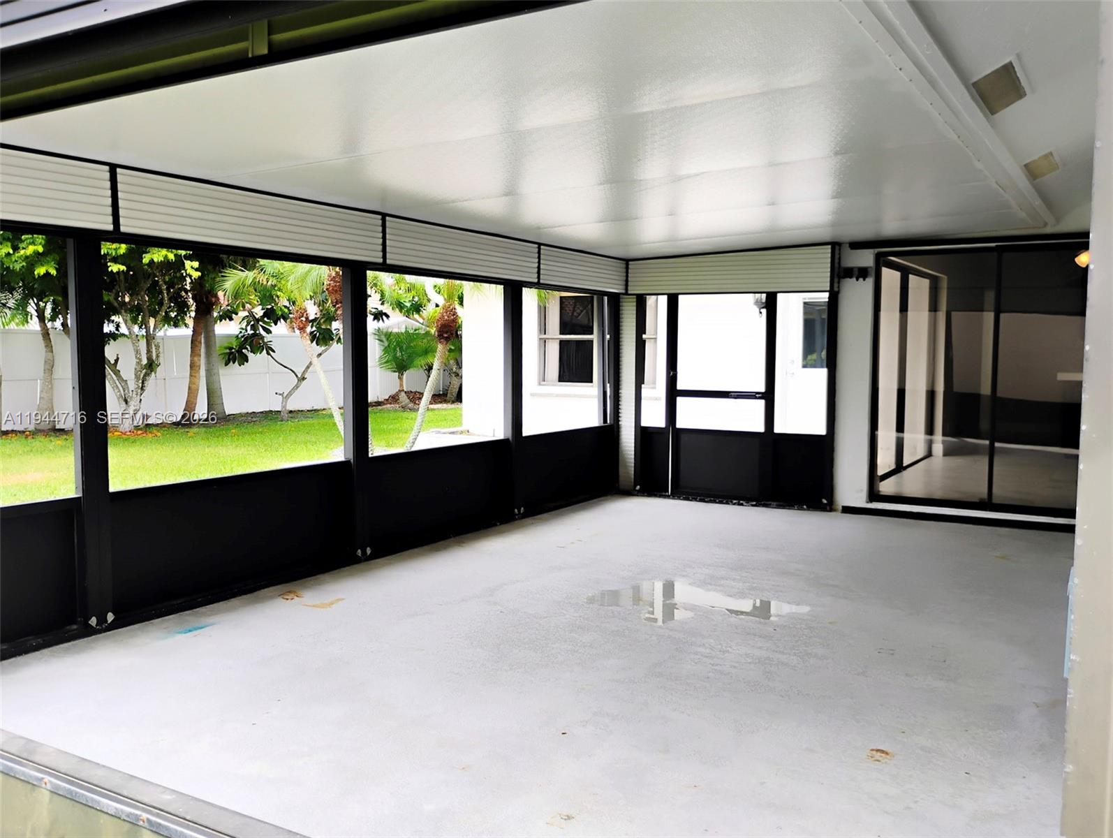 SUN VALLEY 2 - Residential Lease