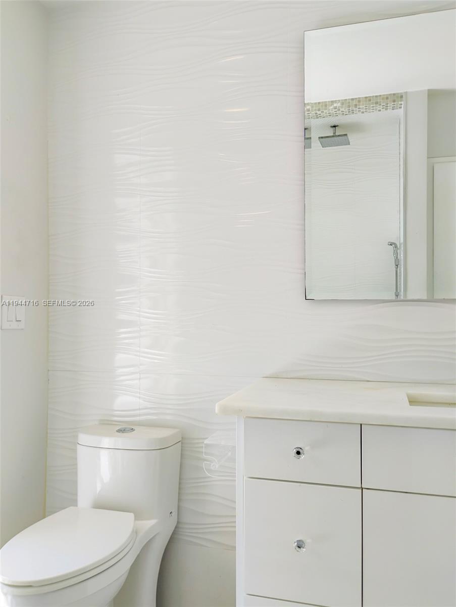 SUN VALLEY 2 - Residential Lease