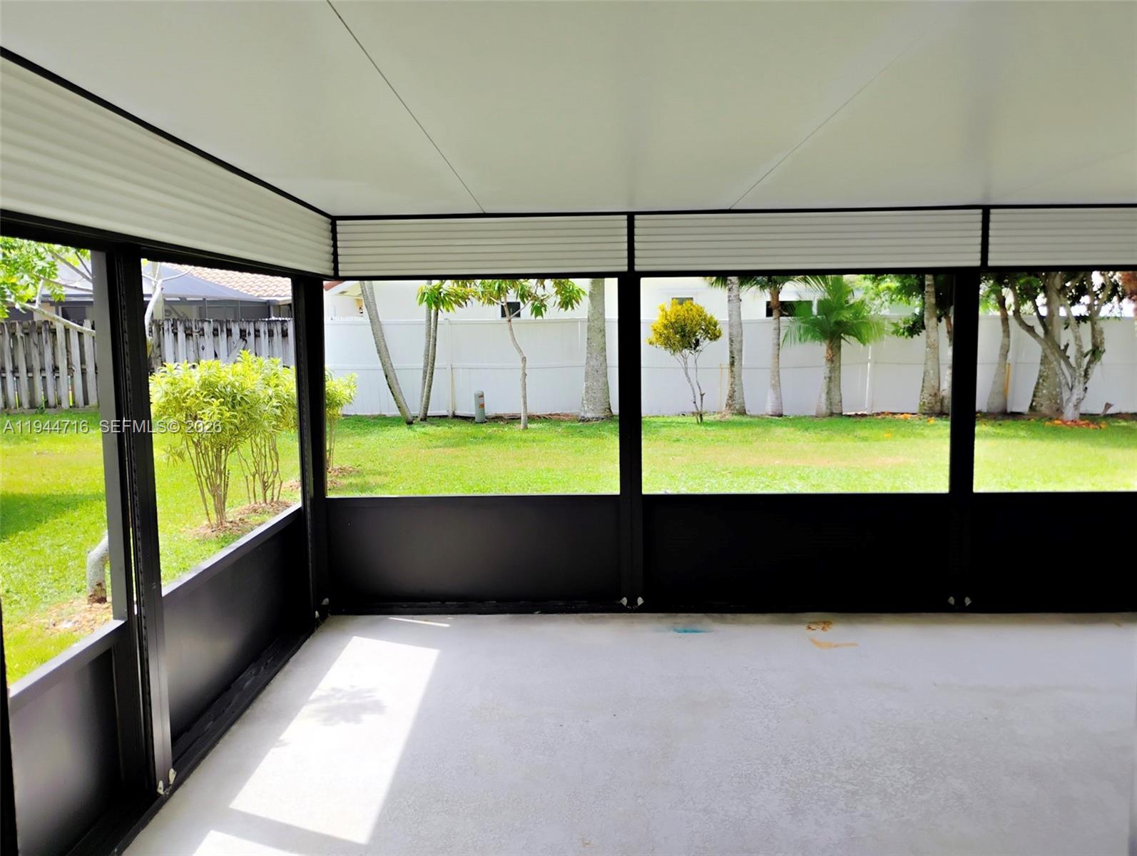 SUN VALLEY 2 - Residential Lease