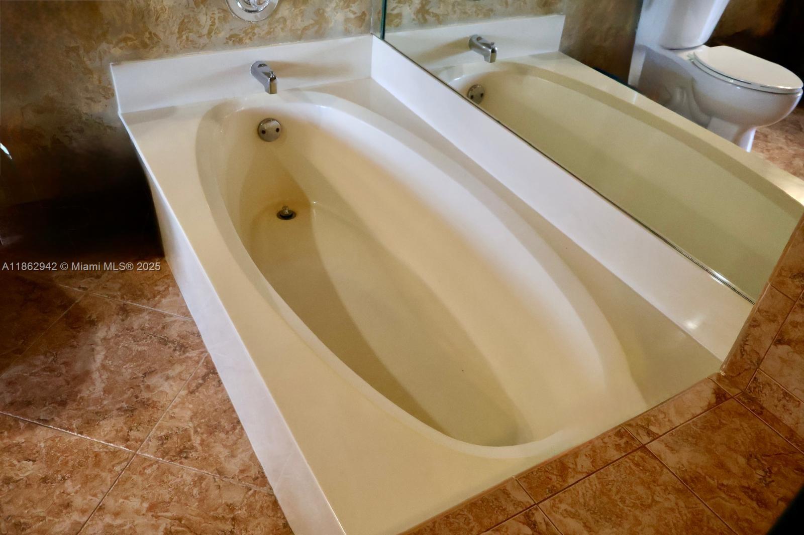 FAIRWAYS AT BOCA GOLF & T - Residential