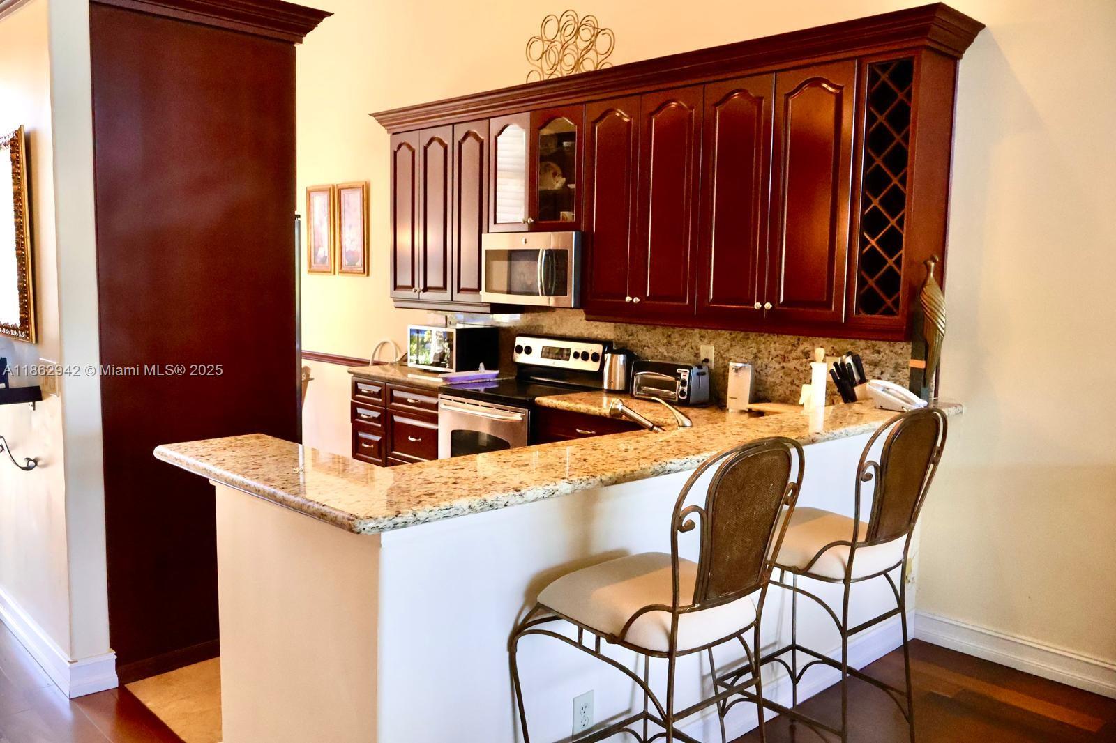 FAIRWAYS AT BOCA GOLF & T - Residential