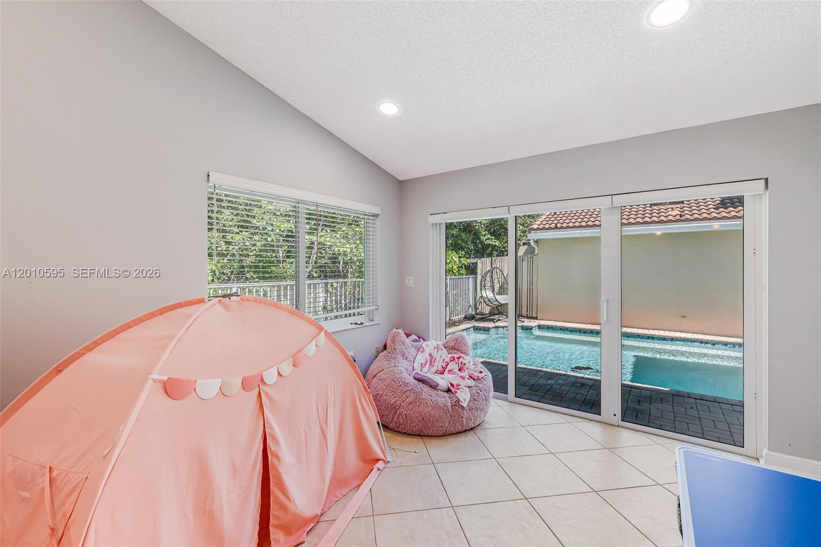 WEST LAKE VILLAGE PLAT - Residential
