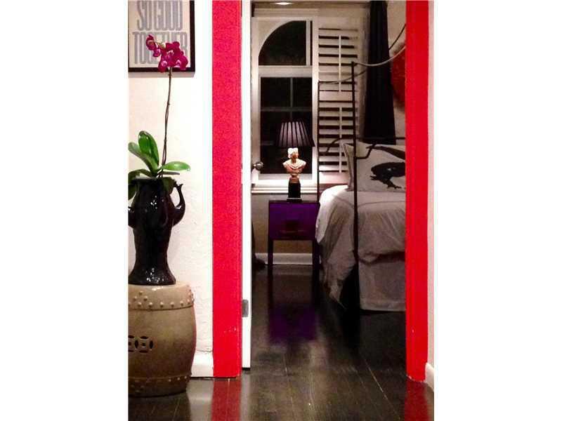 22-27 53 42 NAUTILLUS SUB - Residential Lease