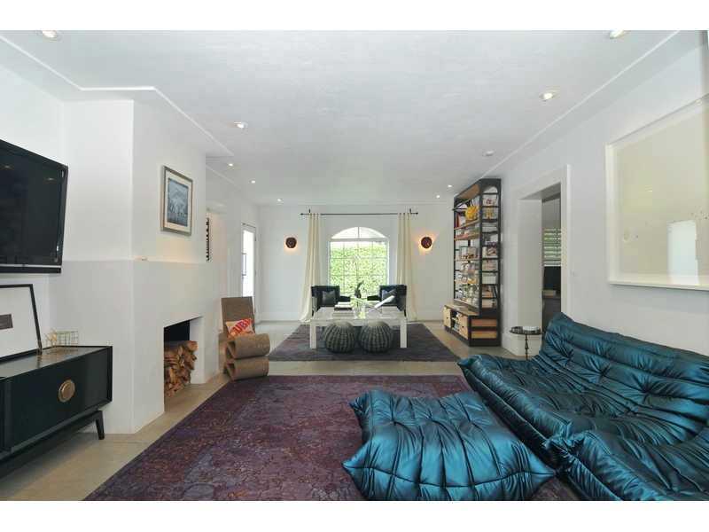 22-27 53 42 NAUTILLUS SUB - Residential Lease