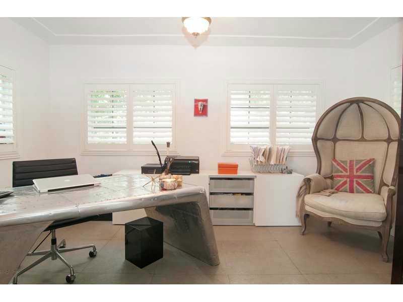 22-27 53 42 NAUTILLUS SUB - Residential Lease