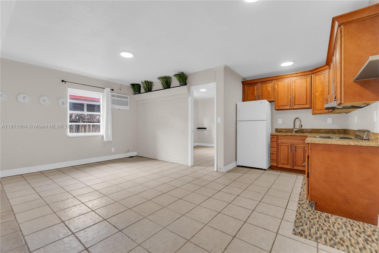 OSCEOLA PARK - Residential Income