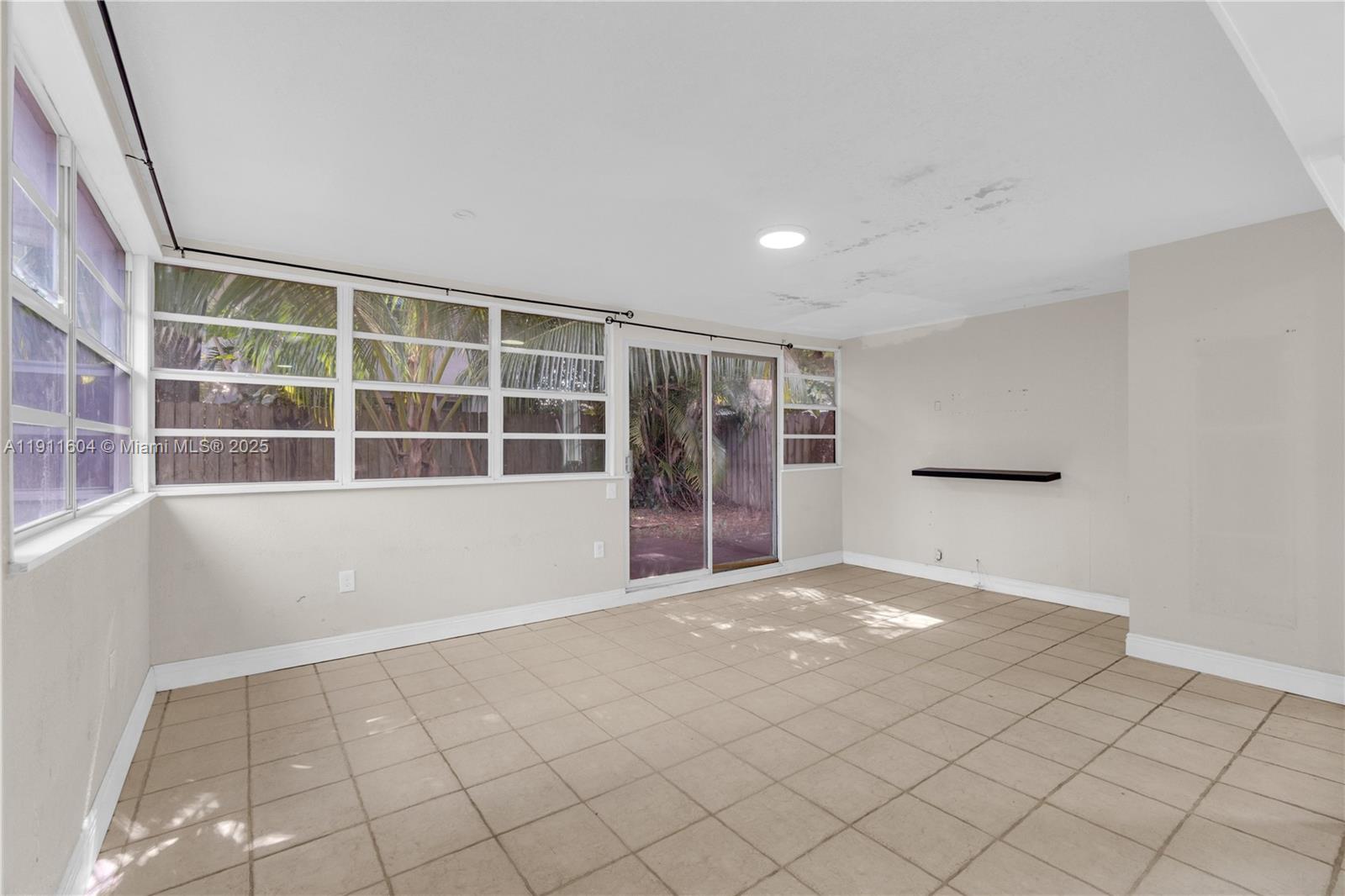 OSCEOLA PARK - Residential Income