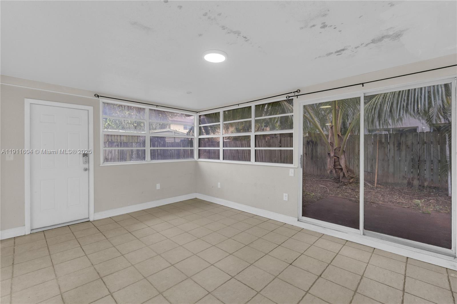 OSCEOLA PARK - Residential Income