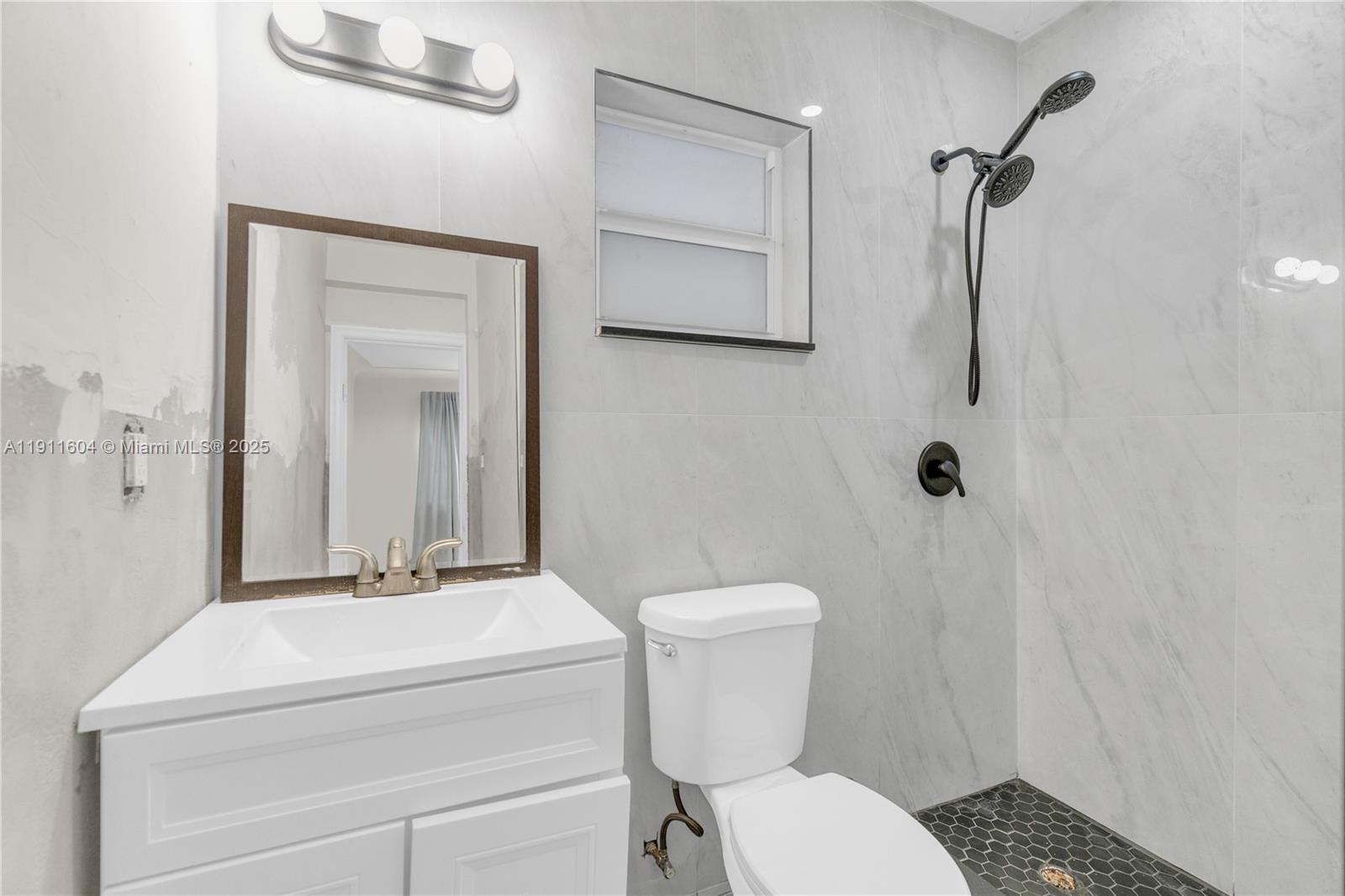 OSCEOLA PARK - Residential Income