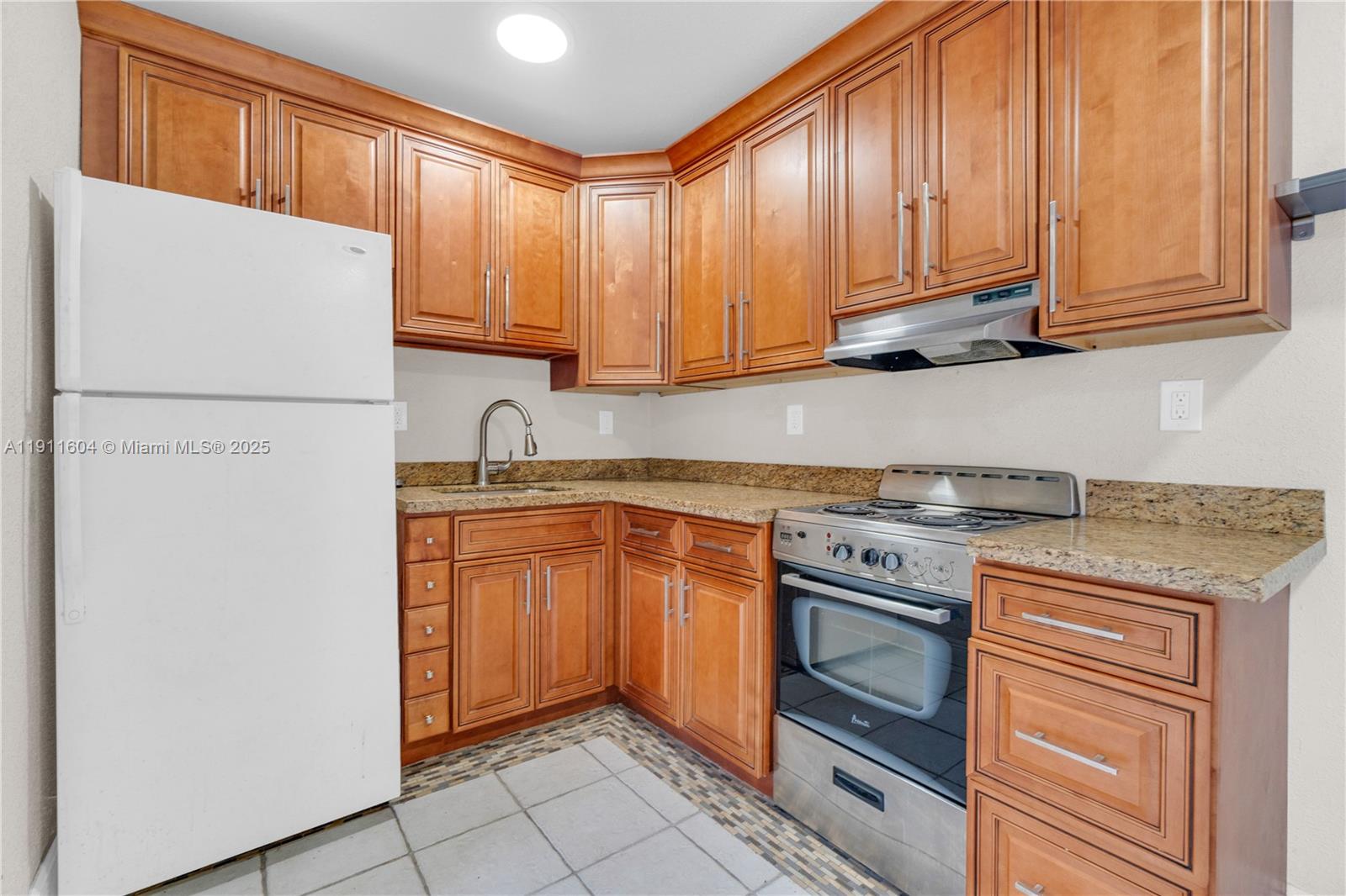 OSCEOLA PARK - Residential Income