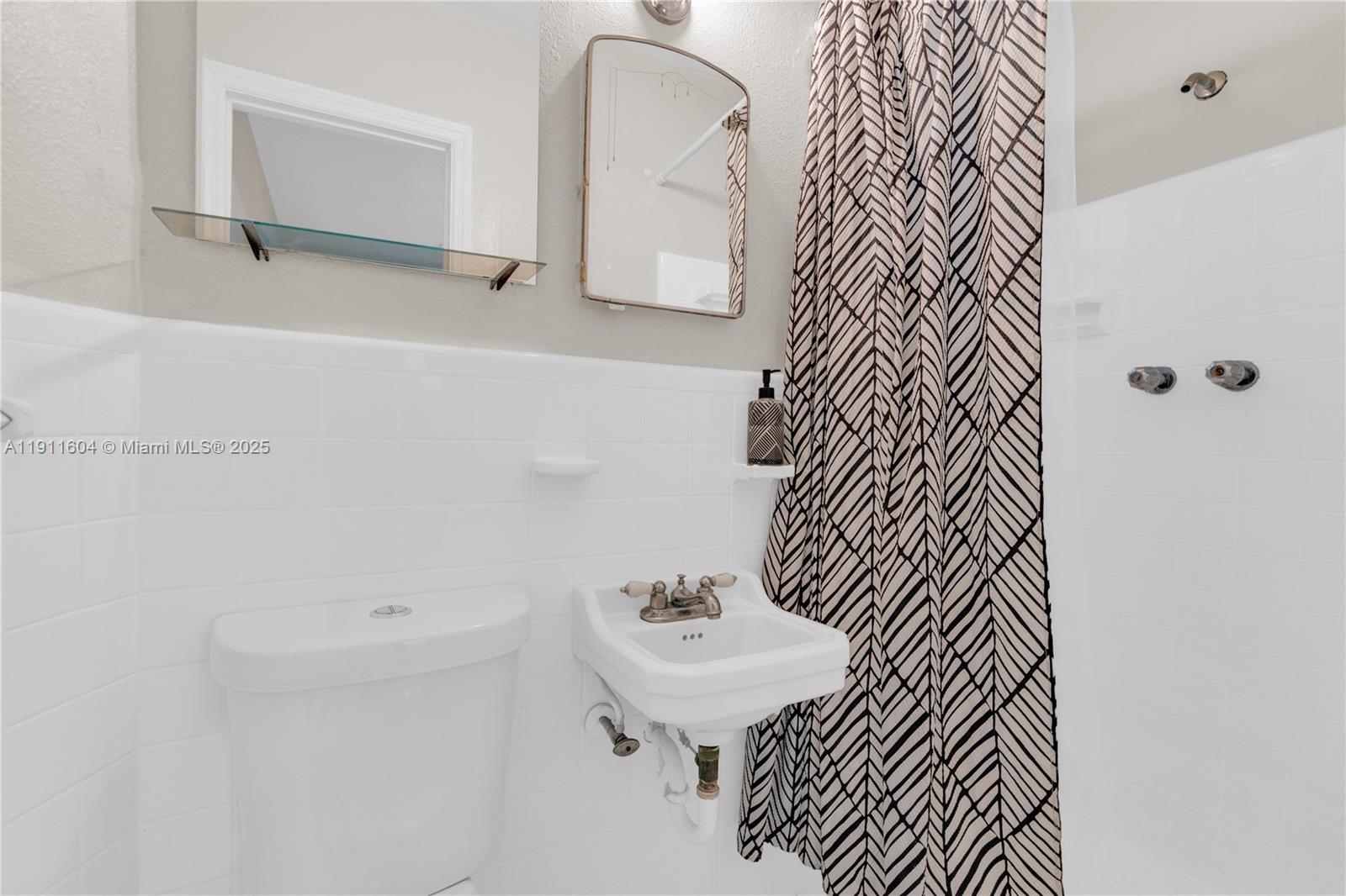 OSCEOLA PARK - Residential Income