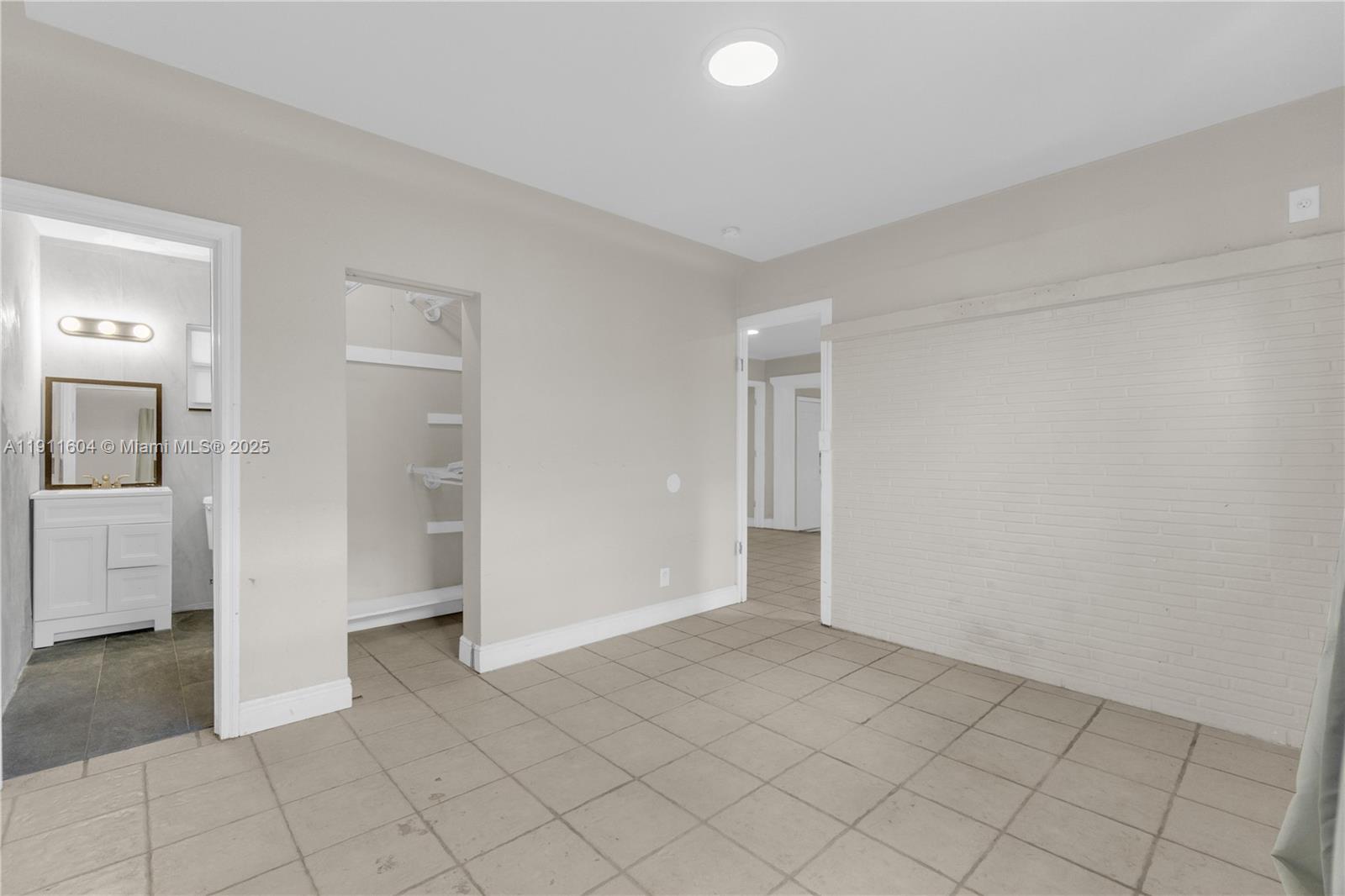 OSCEOLA PARK - Residential Income