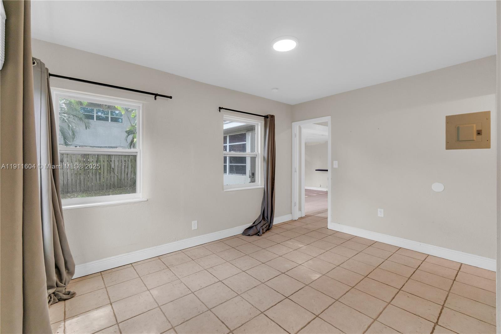 OSCEOLA PARK - Residential Income