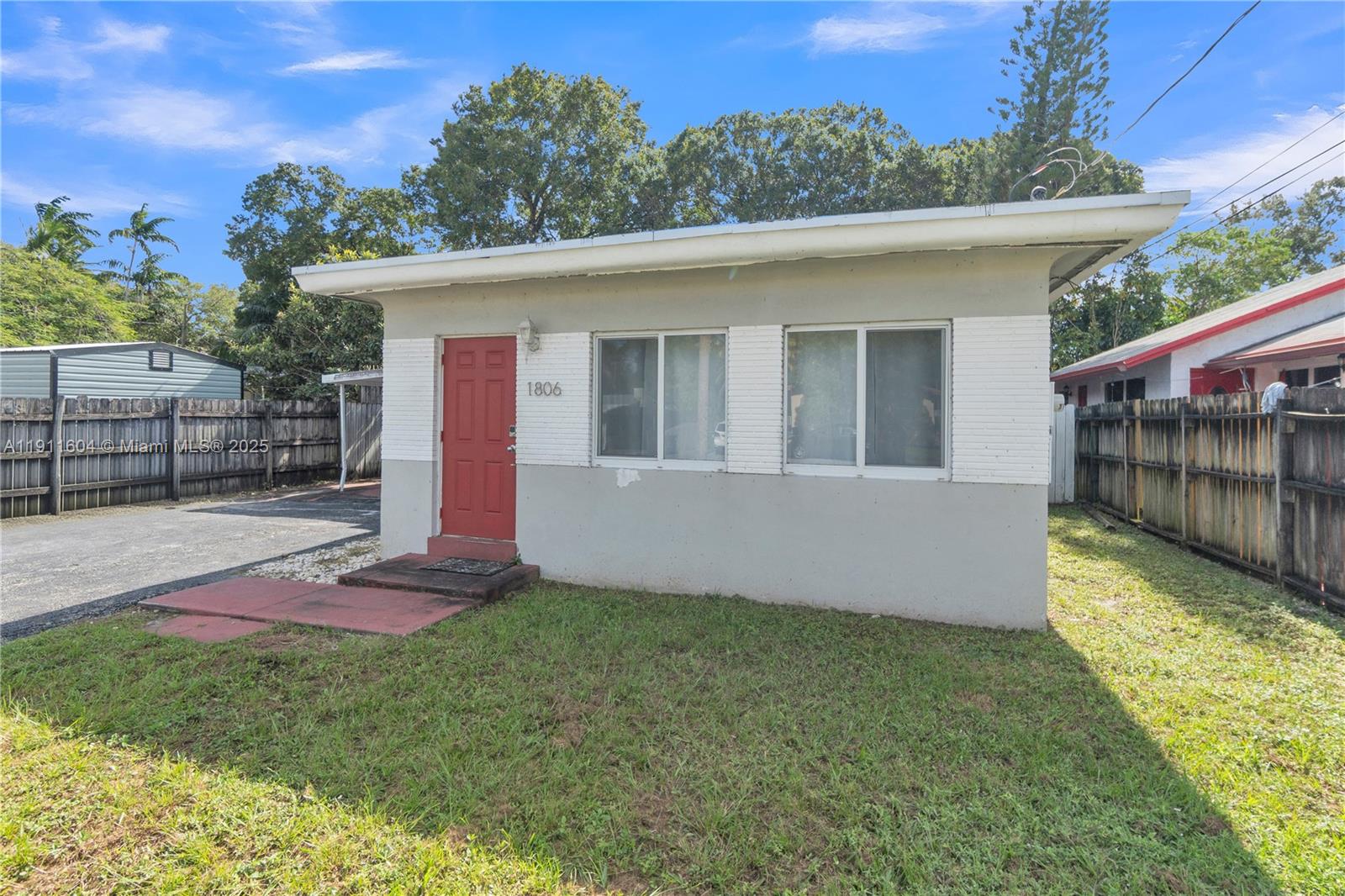 OSCEOLA PARK - Residential Income