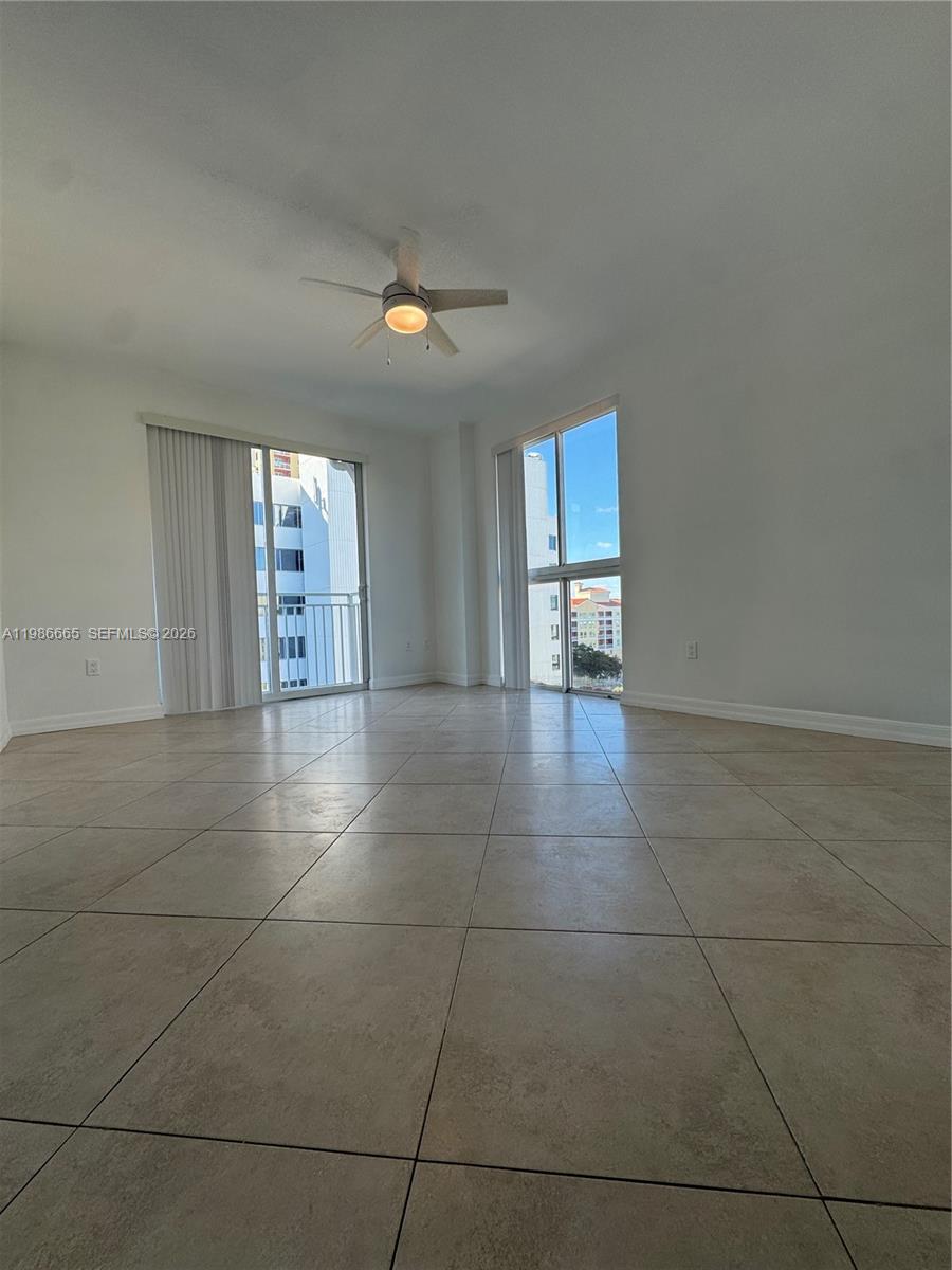 DOWNTOWN DADELAND CONDO N - Residential Lease
