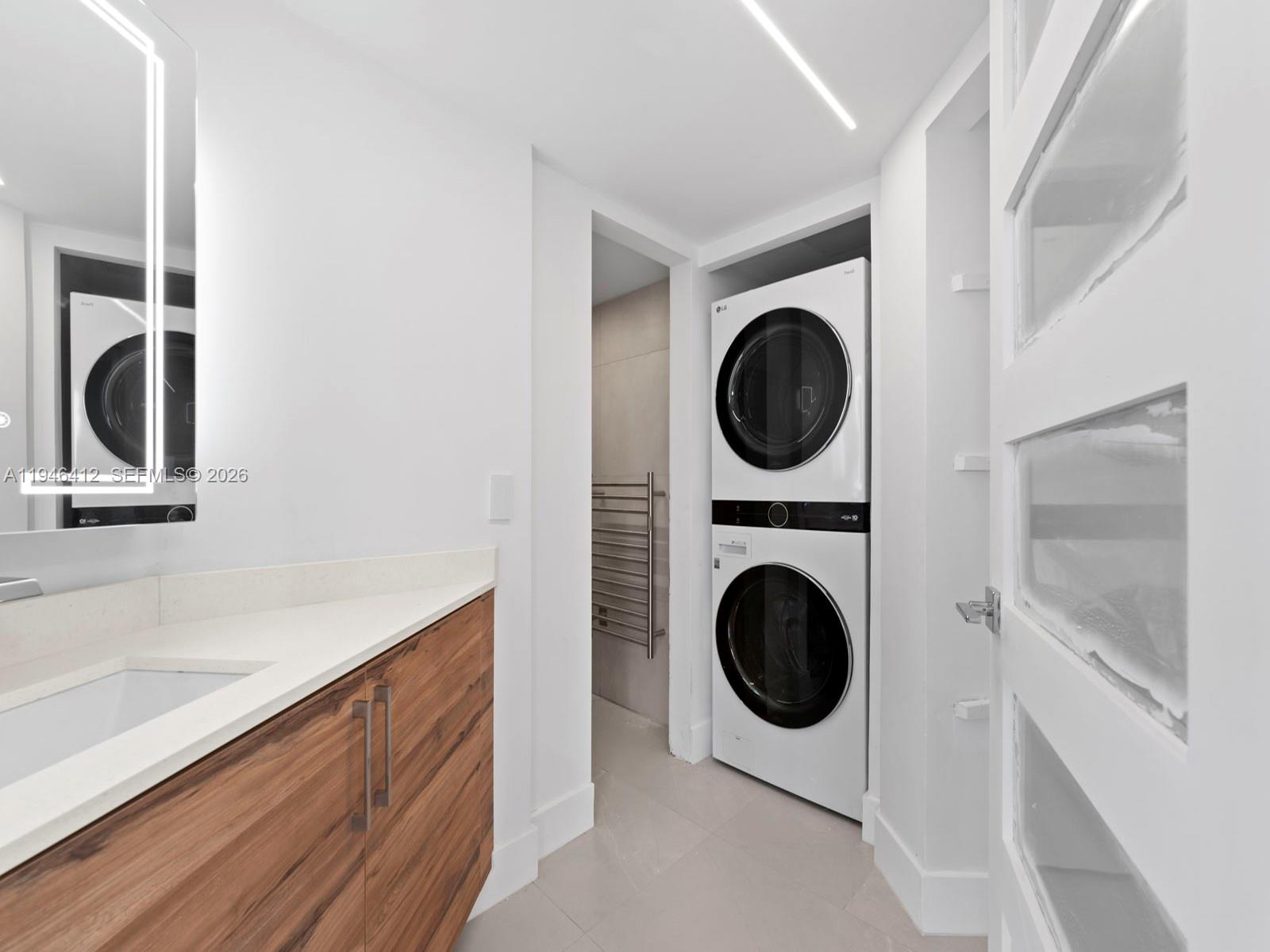 VERABELLA FALLS CONDO - Residential