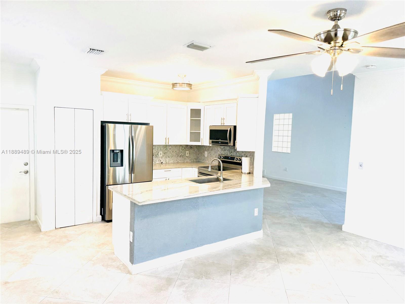 PARCEL A NAUTICA PLAT - Residential Lease