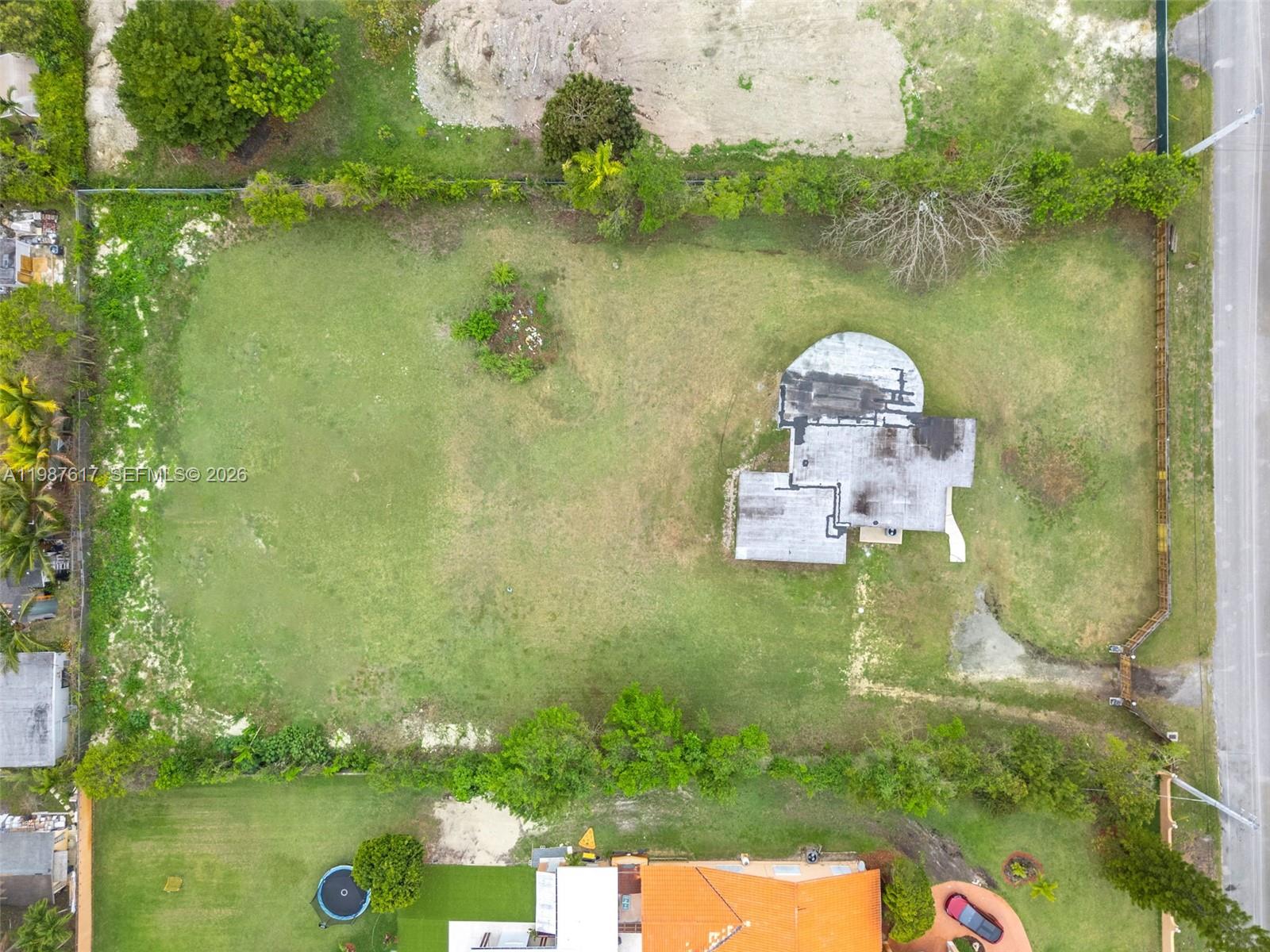 MILLER DRIVE ESTS 1ST ADD - Residential Lease