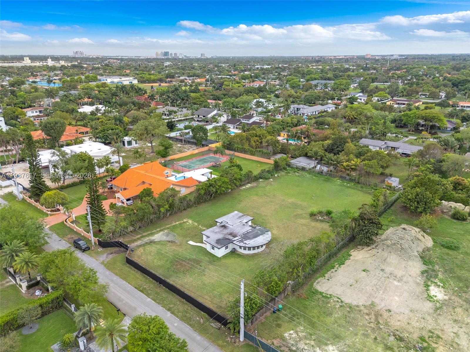 MILLER DRIVE ESTS 1ST ADD - Residential Lease