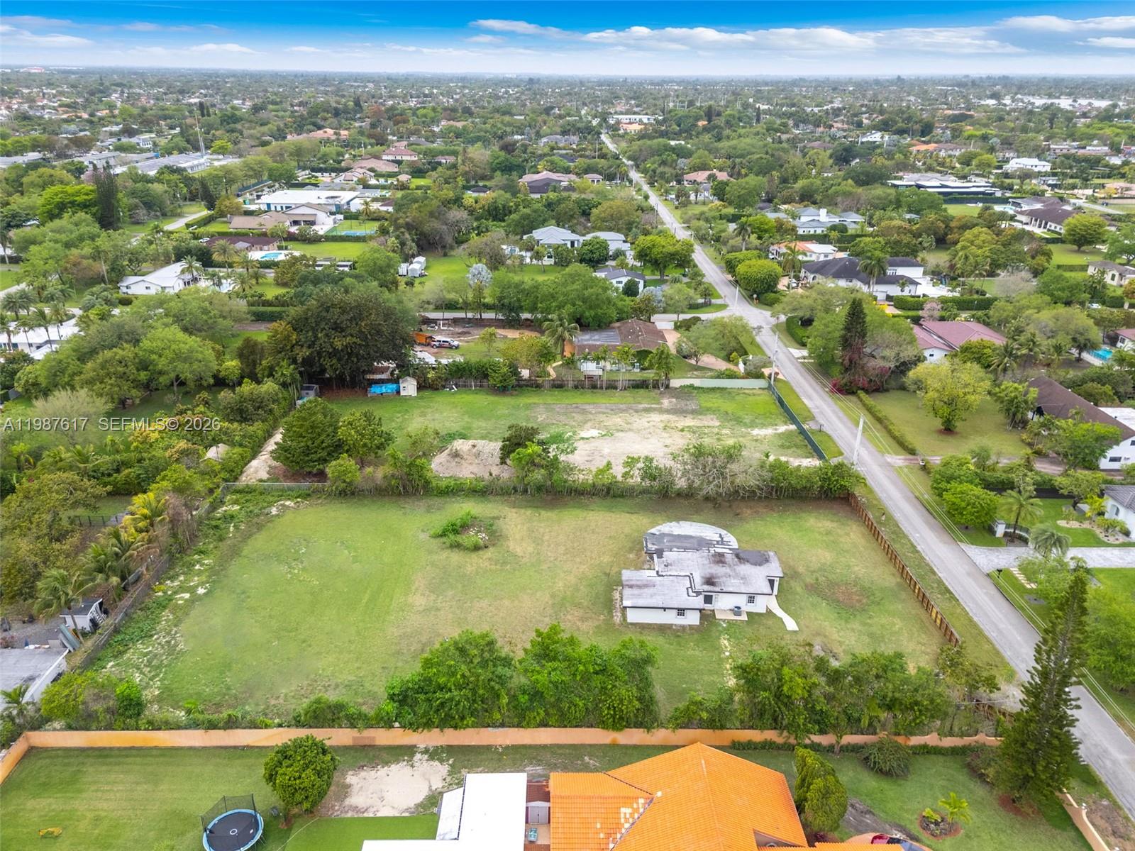 MILLER DRIVE ESTS 1ST ADD - Residential Lease