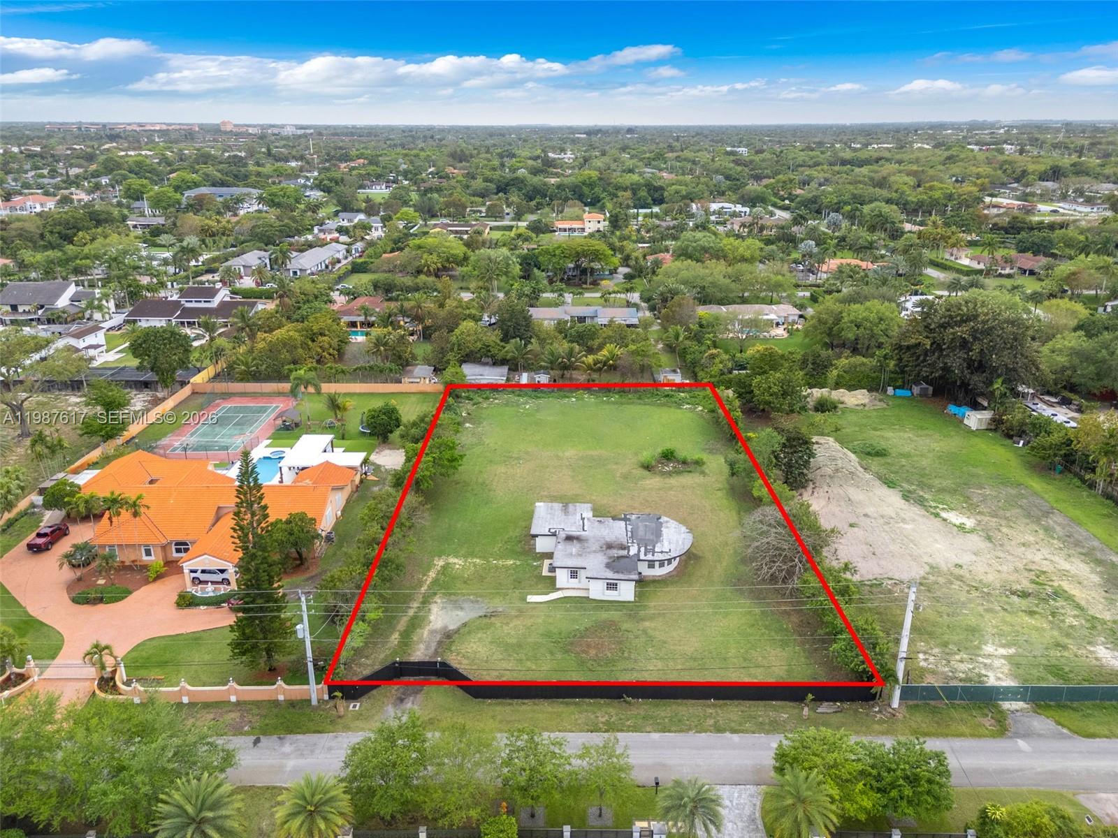 MILLER DRIVE ESTS 1ST ADD - Residential Lease