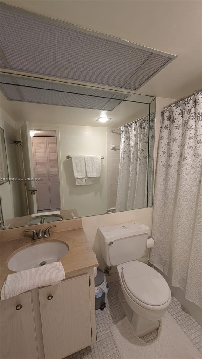 WINSTON TOWERS 200 - Residential