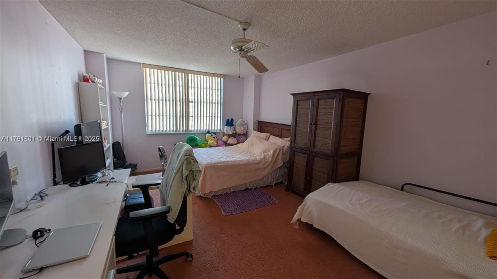 WINSTON TOWERS 200 - Residential