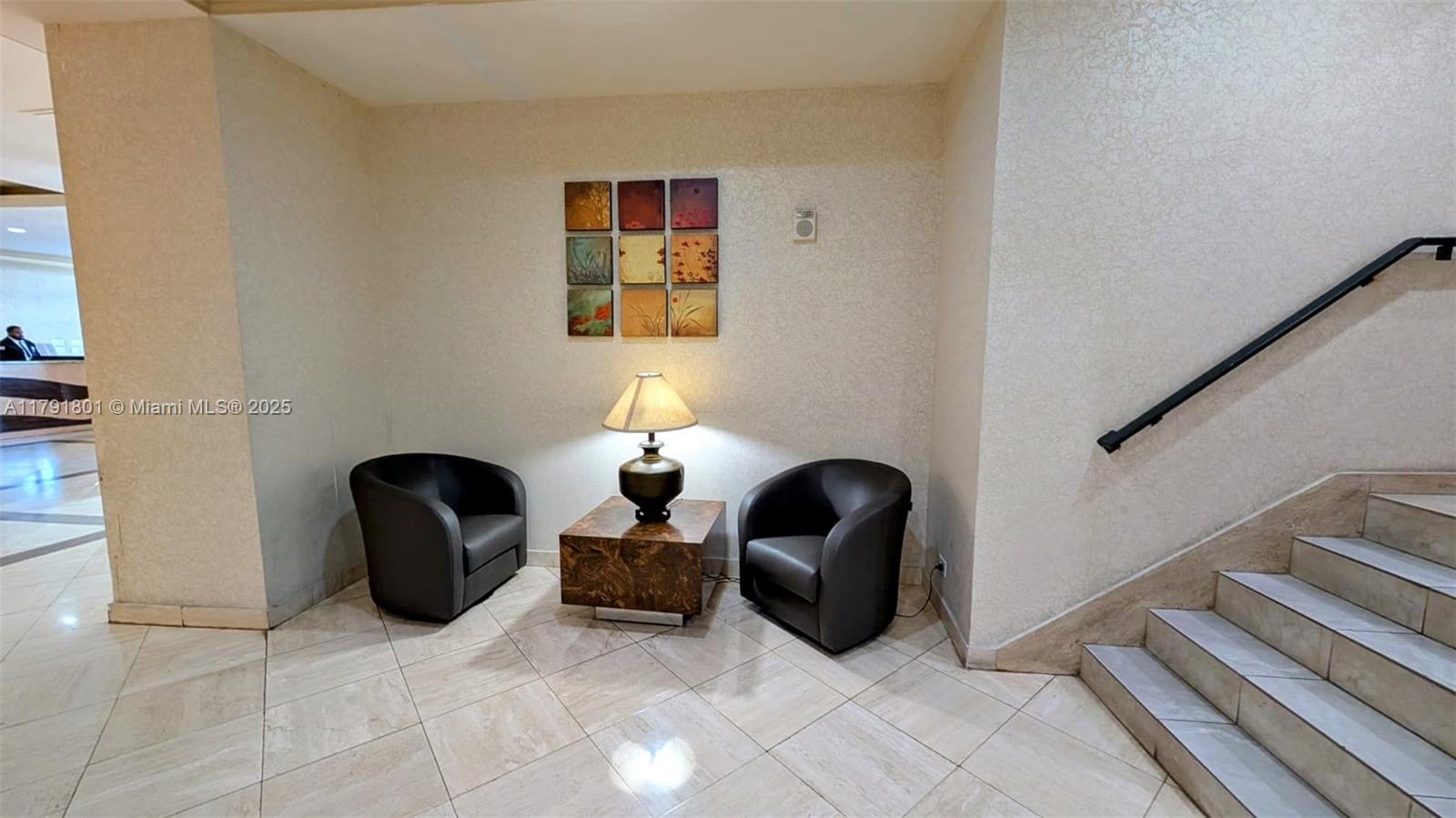 WINSTON TOWERS 200 - Residential