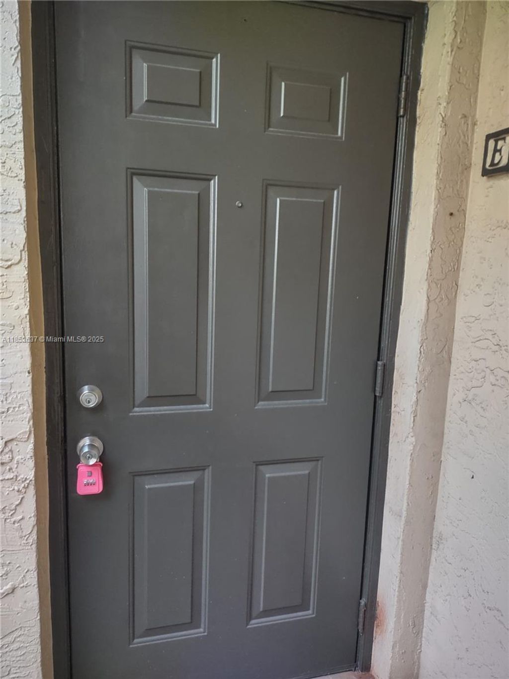 Photo of 620 Cypress Club Way #E13, Deerfield Beach, FL 33064 (MLS # A11852637)