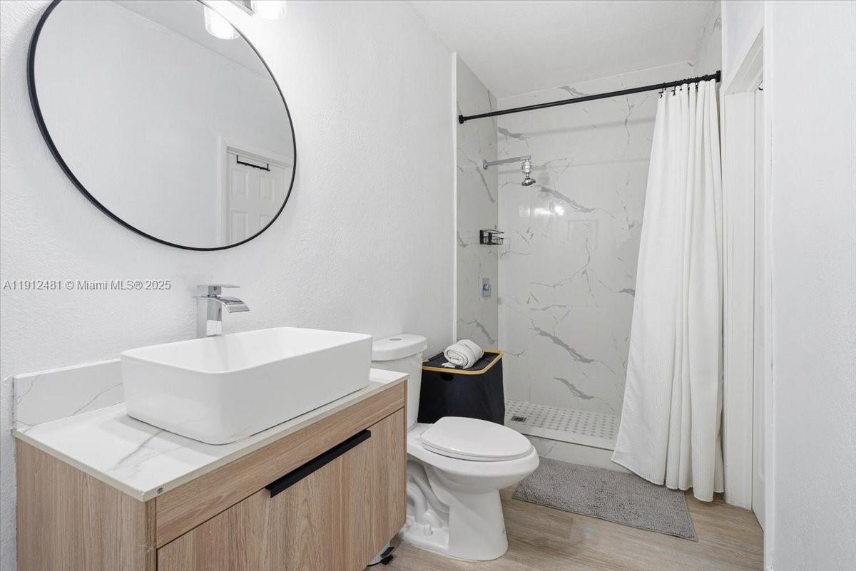 BISC SHORES HEIGHTS - Residential