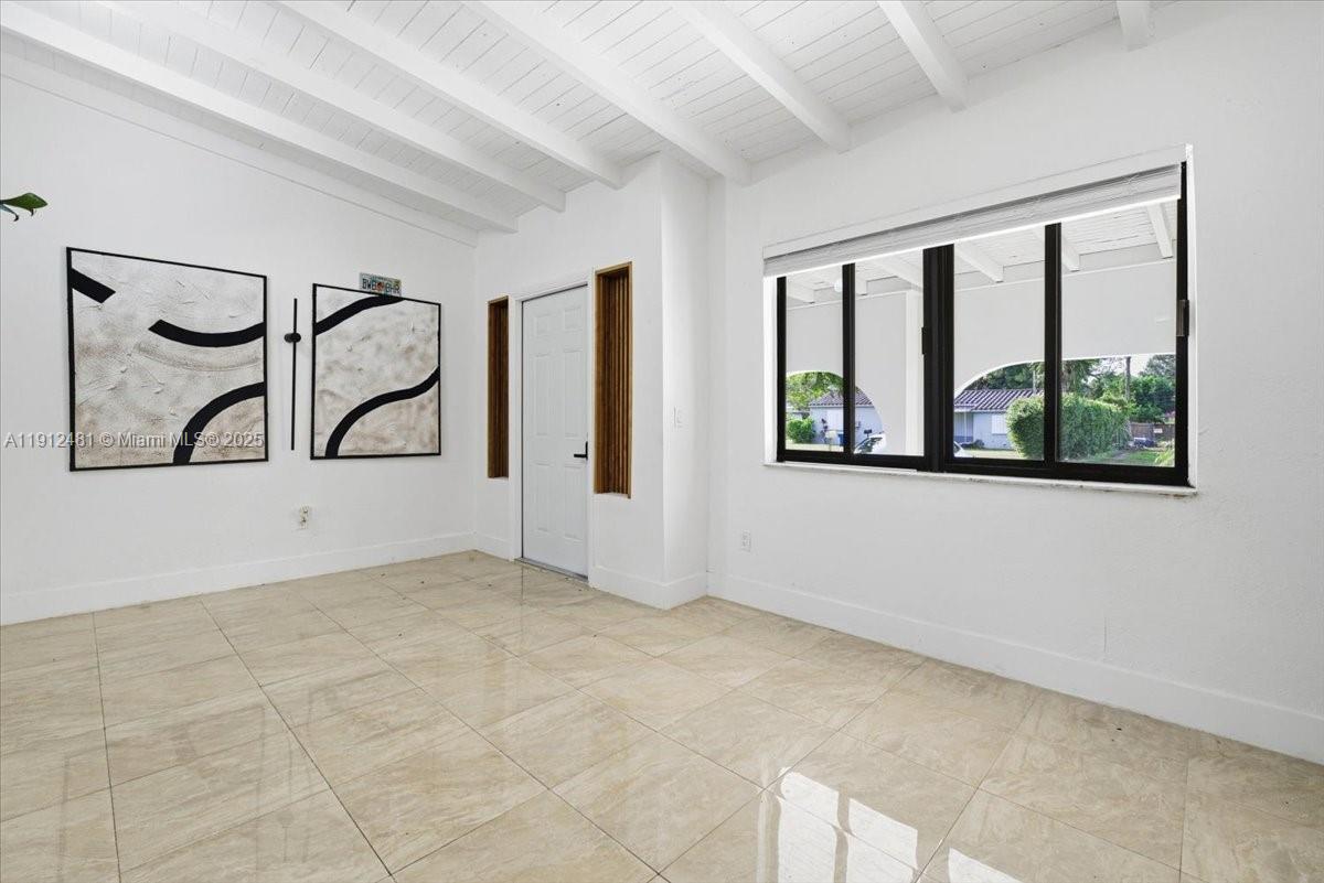 BISC SHORES HEIGHTS - Residential