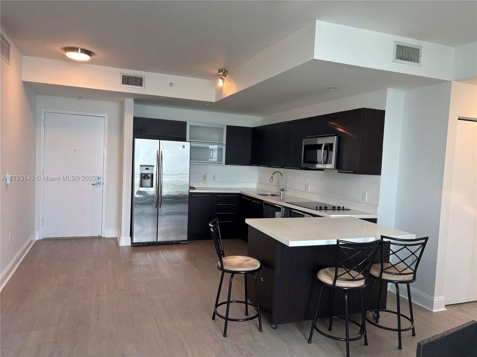 90 SW 3rd St 3906