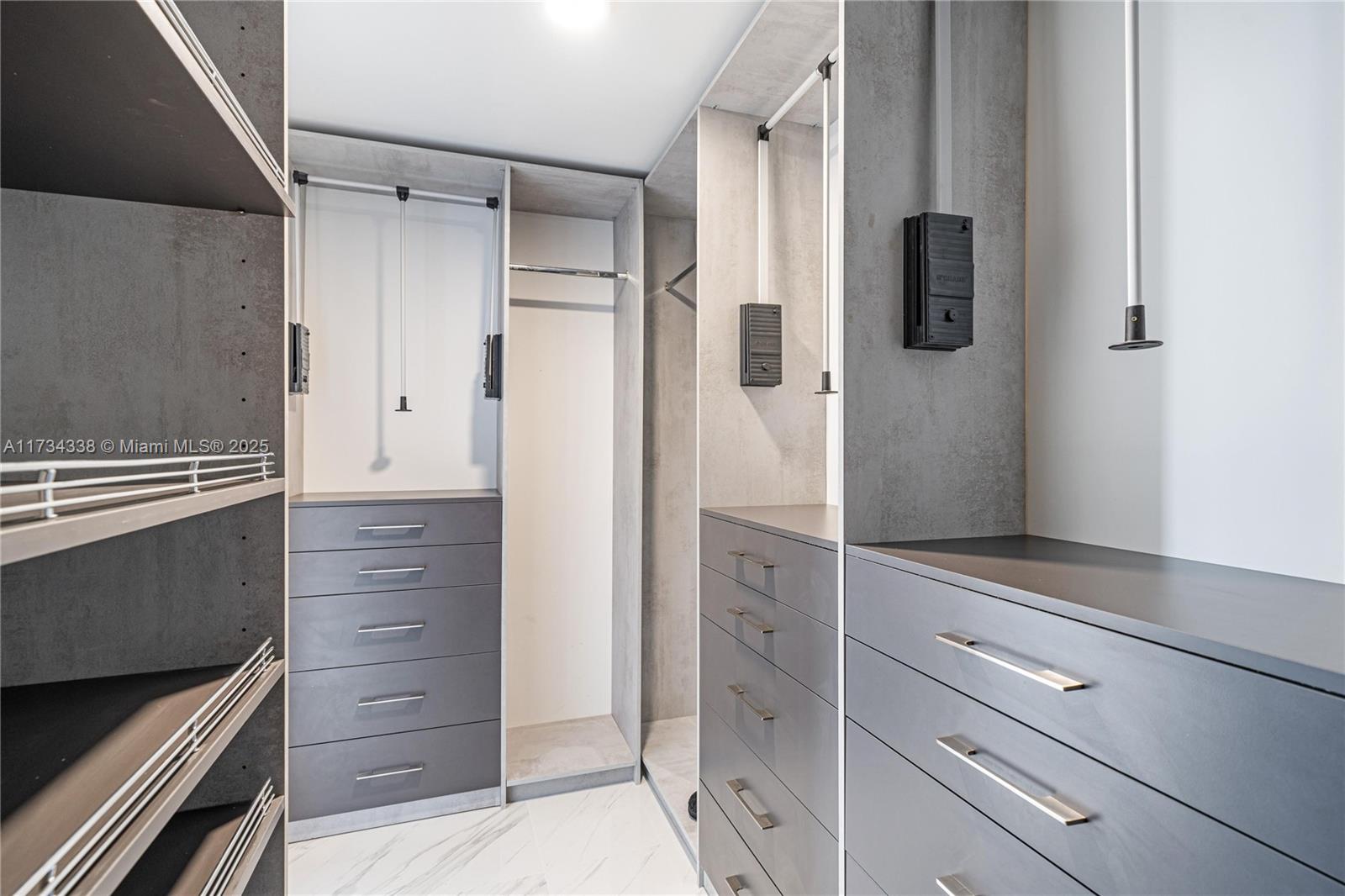 PARAMOUNT MIAMI WORLDCENT - Residential