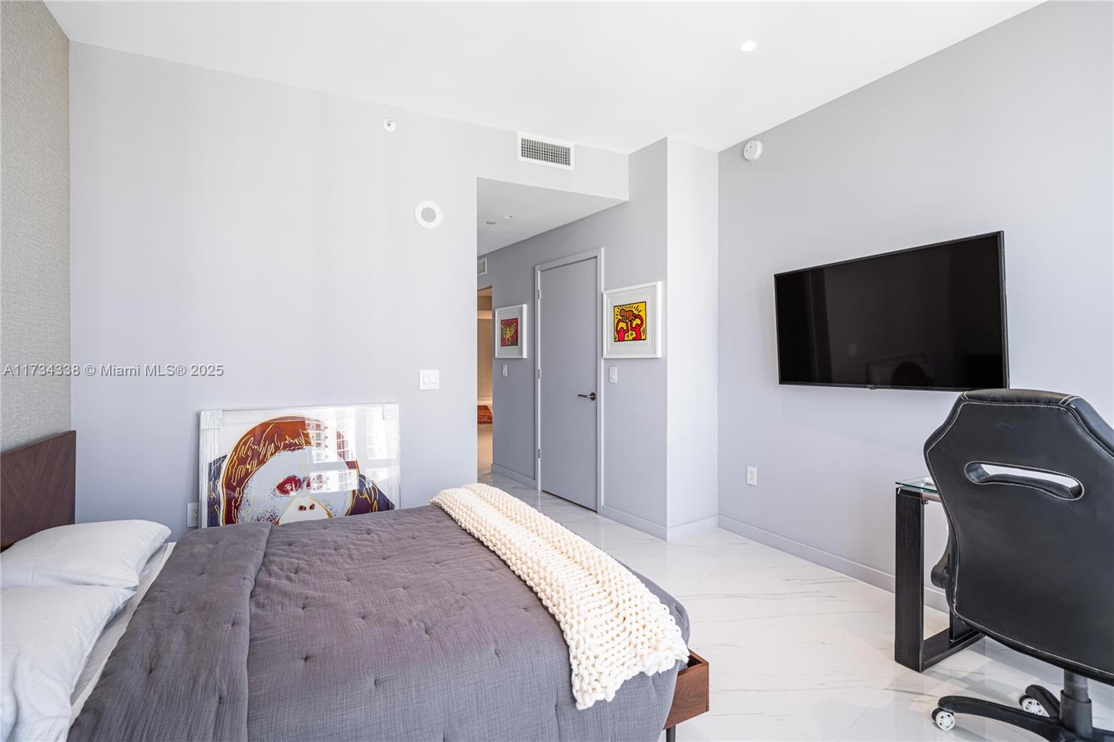 PARAMOUNT MIAMI WORLDCENT - Residential