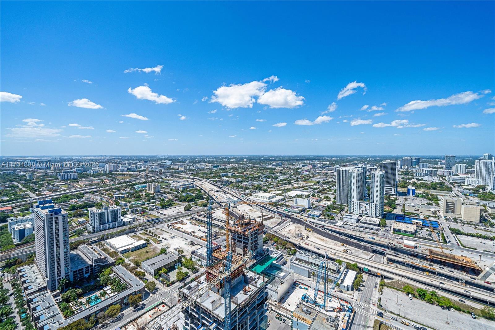 PARAMOUNT MIAMI WORLDCENT - Residential