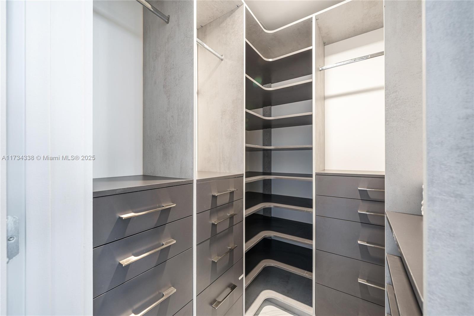 PARAMOUNT MIAMI WORLDCENT - Residential
