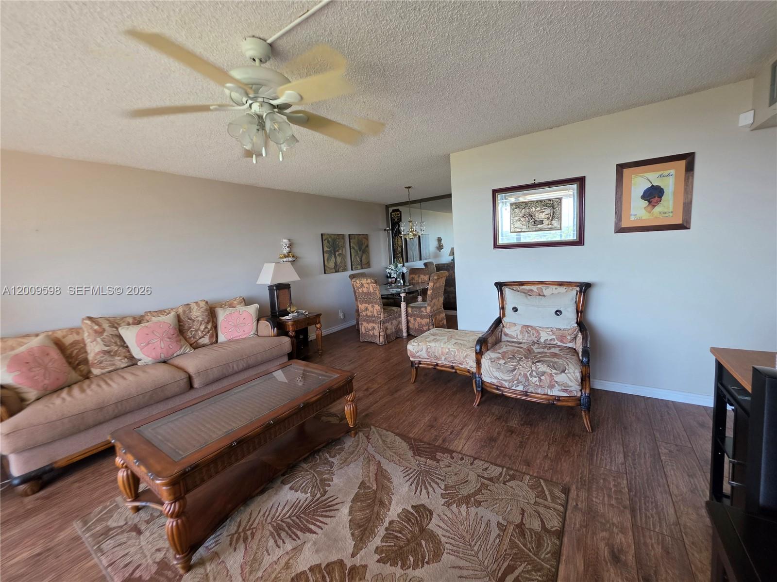 CONDOMINIUM 6 OF ENVIRON - Residential