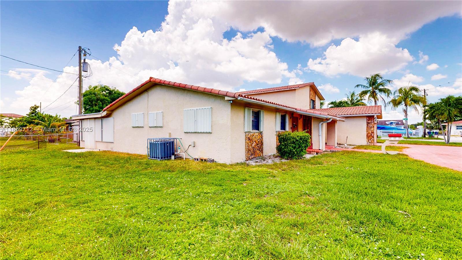 GOLF PARK SEC 1 - Residential